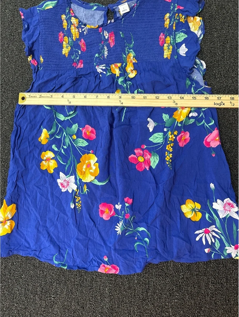 Old Navy Girls Floral Dress Size Large Blue Smocked Flutter Sleeve